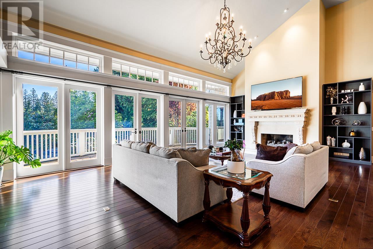2956 PALMERSTON AVENUE, West Vancouver