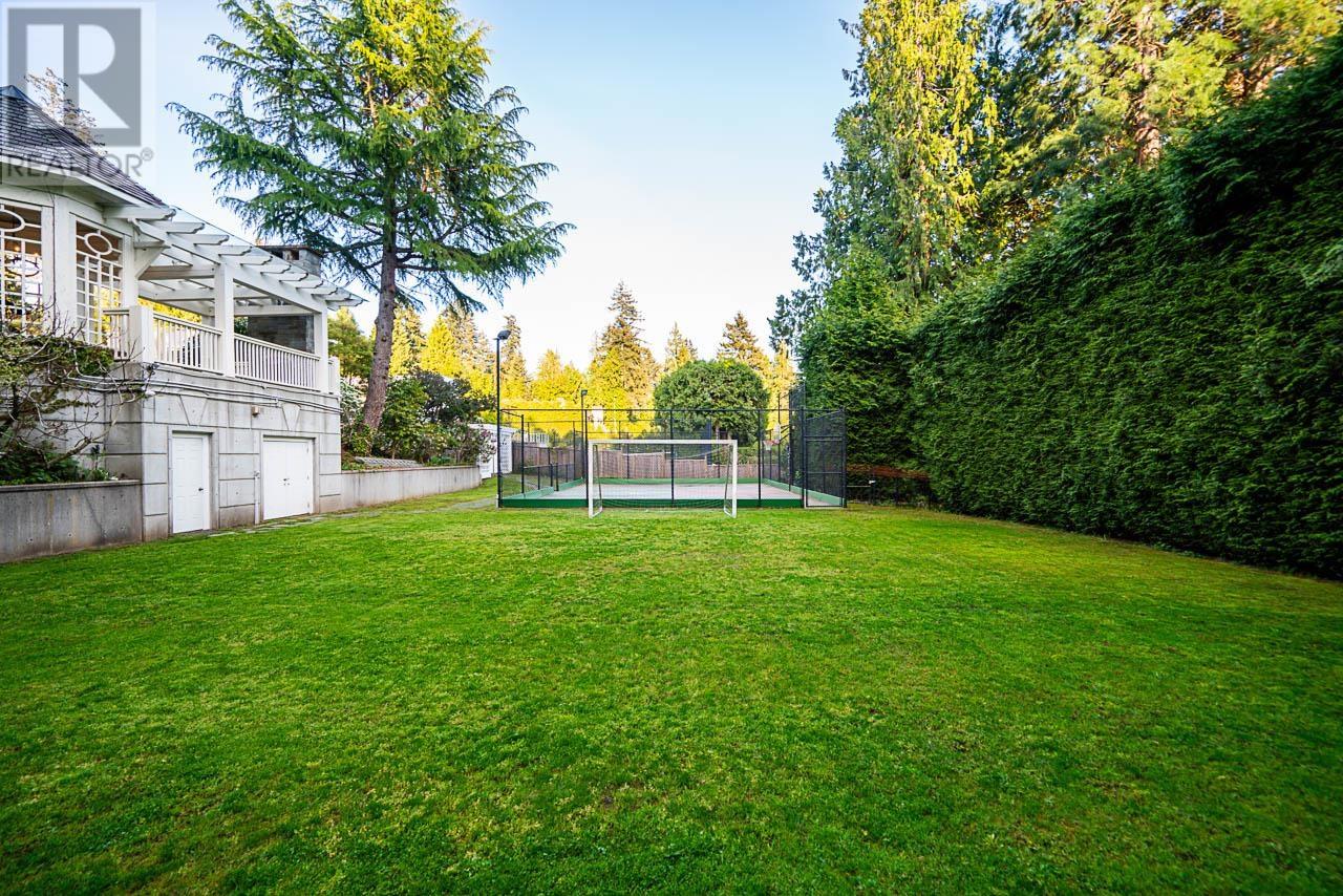2956 PALMERSTON AVENUE, West Vancouver