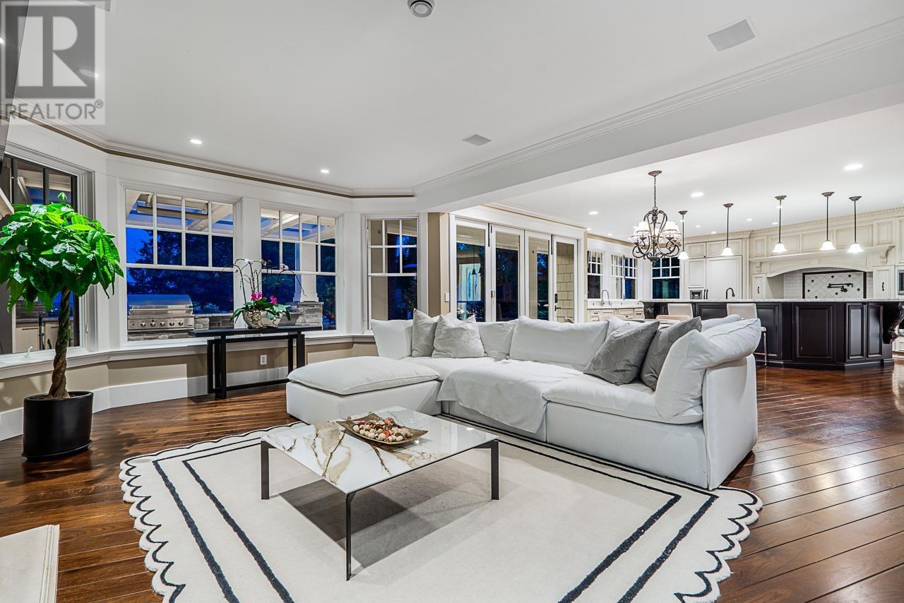 2956 PALMERSTON AVENUE, West Vancouver