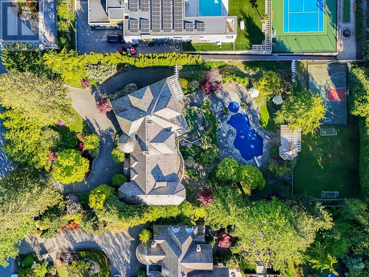 2956 PALMERSTON AVENUE, West Vancouver