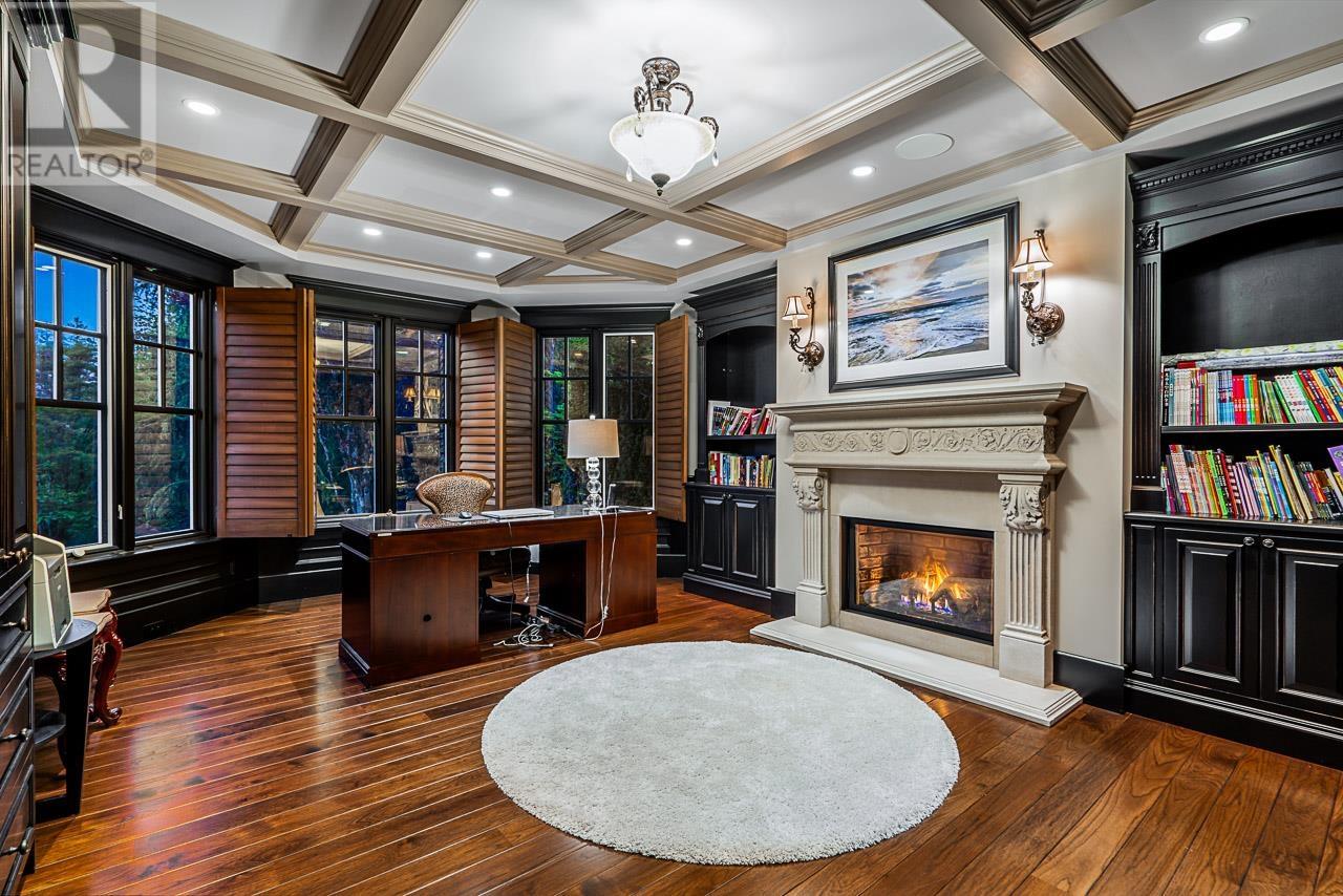2956 PALMERSTON AVENUE, West Vancouver