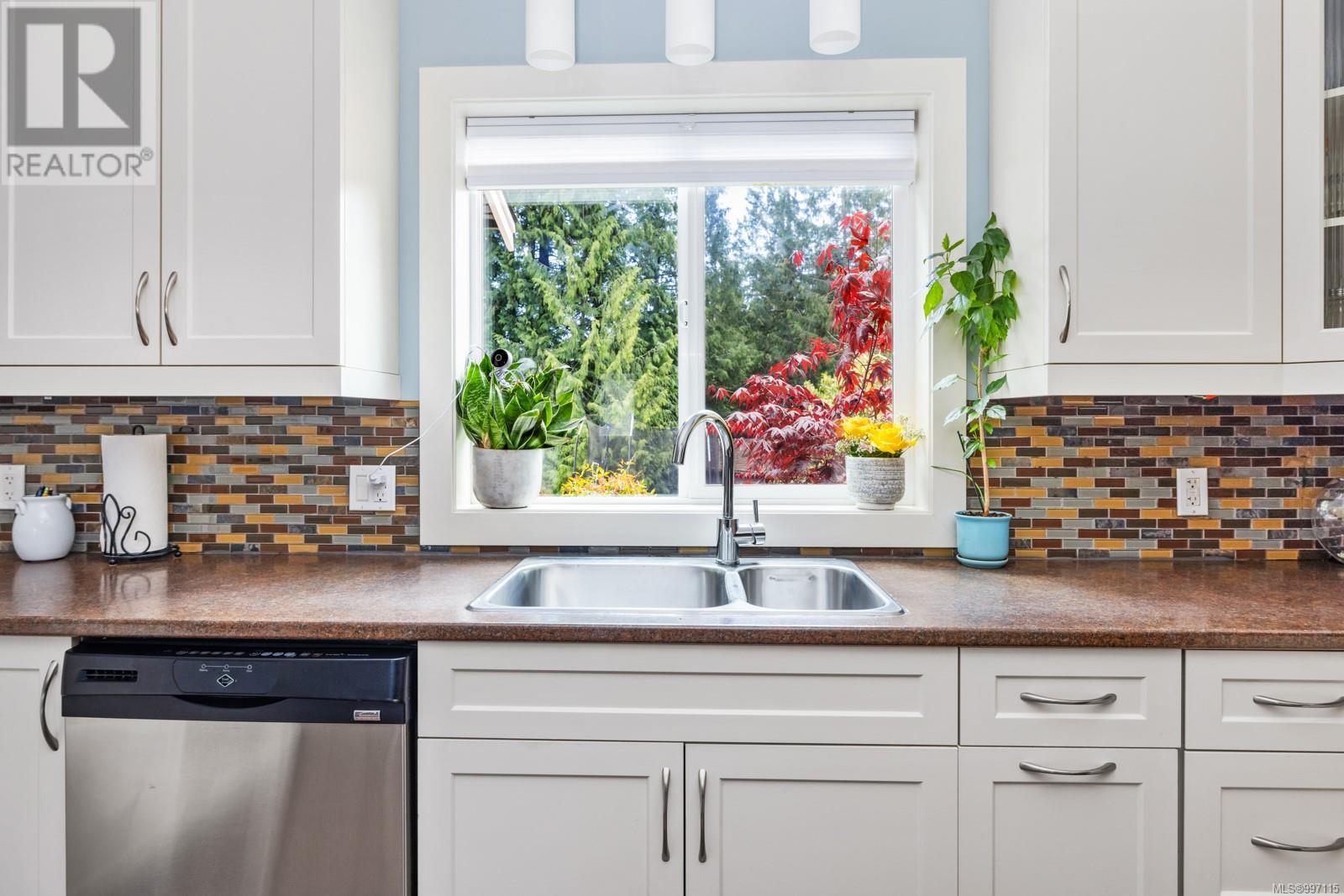  3638 Soren Place, Cobble Hill