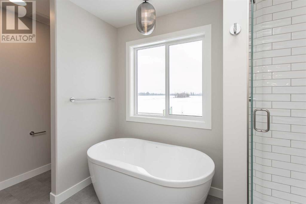 40 Emmett Crescent, Red Deer