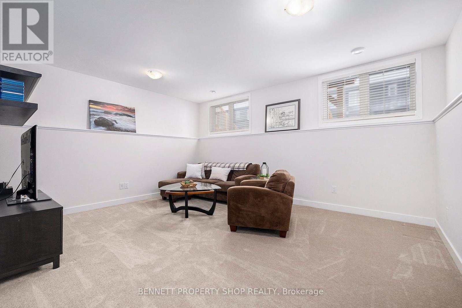 Photo 29 of 63 Whitcomb Crescent, Smiths Falls ON