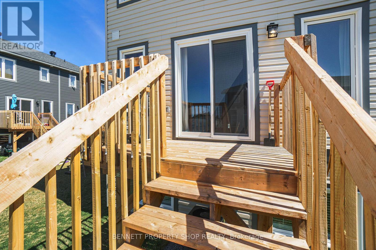 Photo 21 of 63 Whitcomb Crescent, Smiths Falls ON