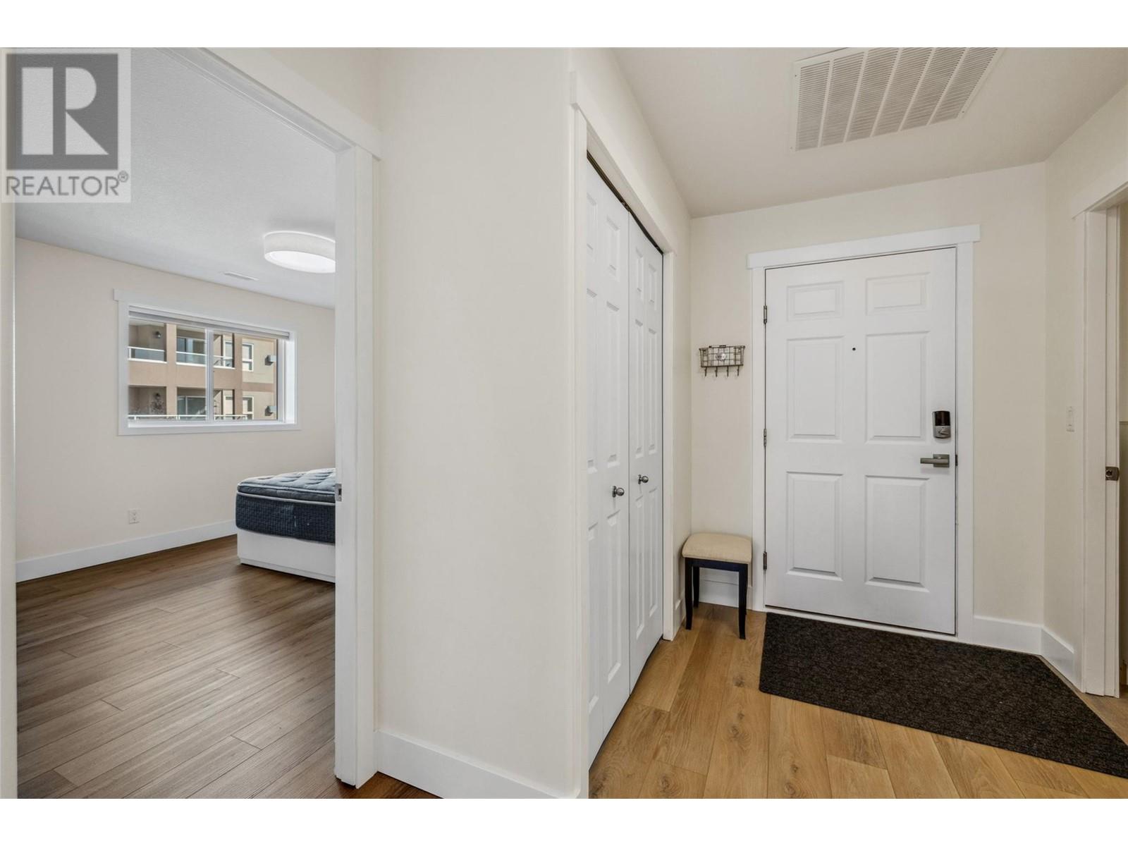 307 1967 Underhill Street, Kelowna