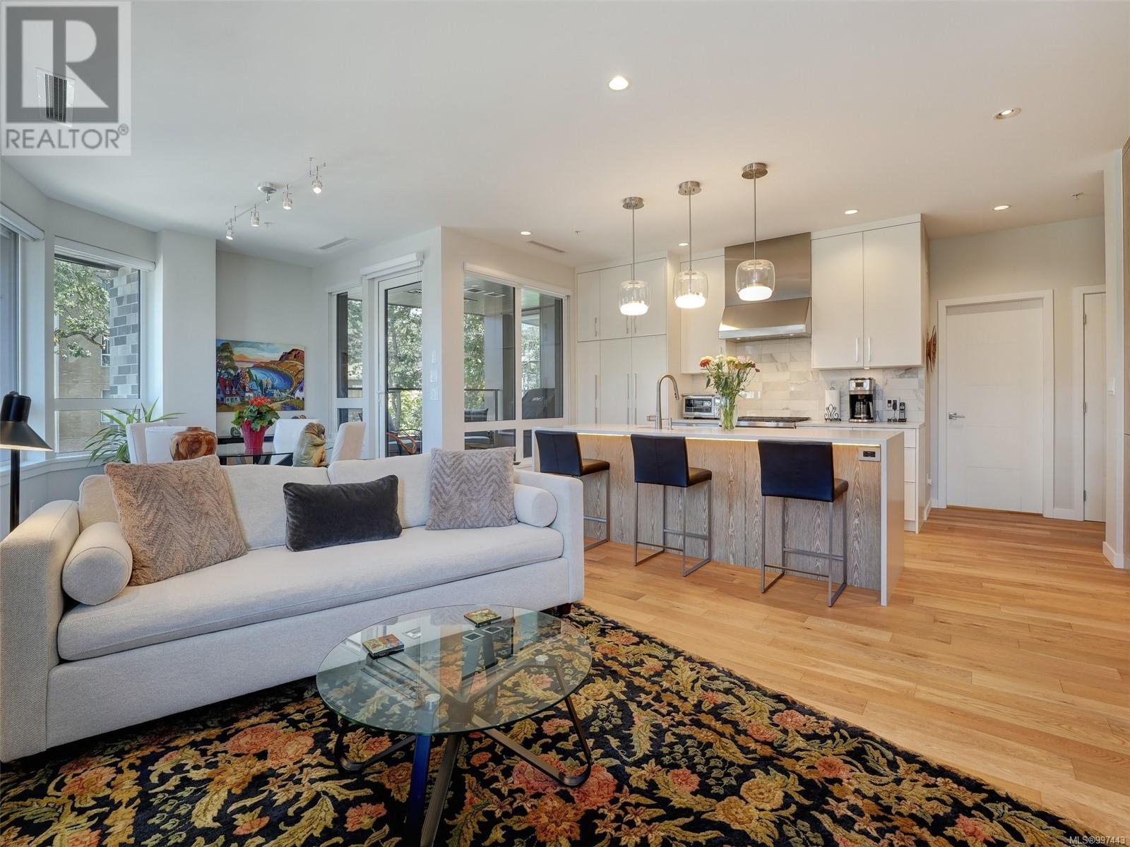 201 1201 Fort Street, Victoria