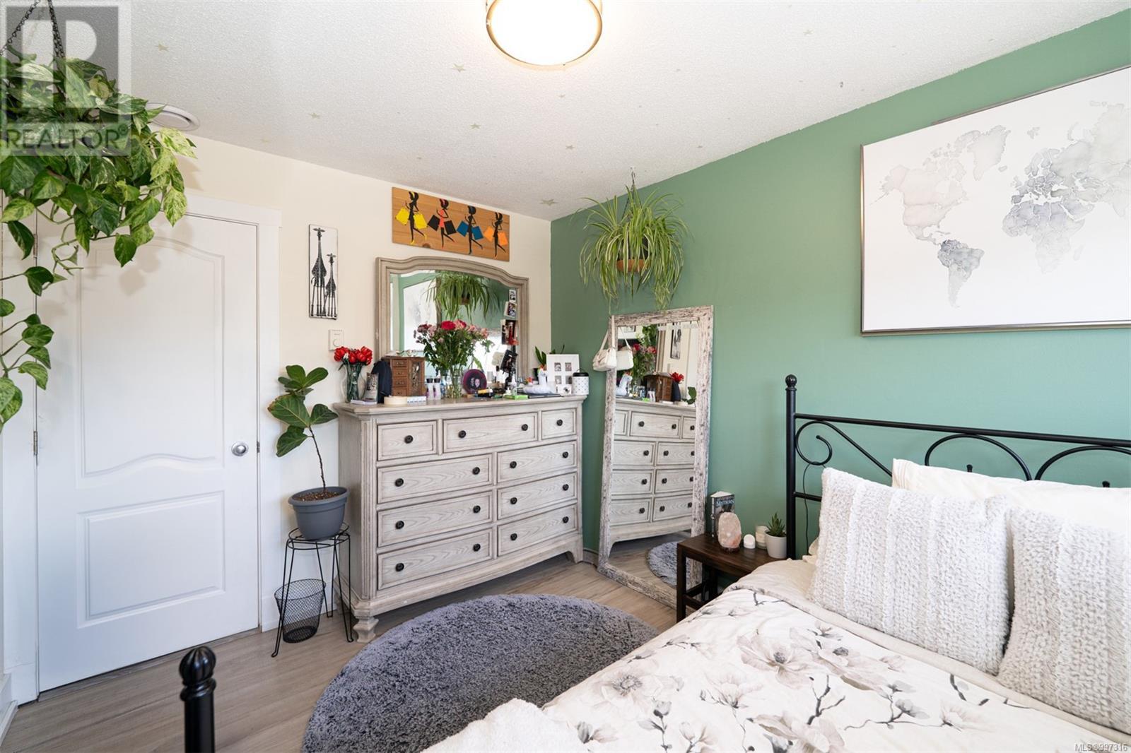  1126 Damelart Way, Central Saanich