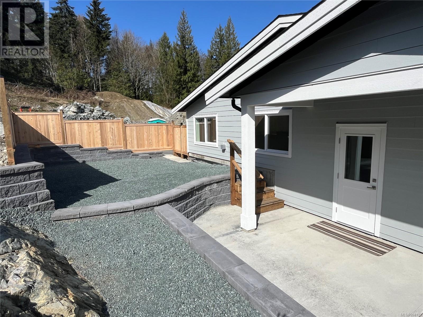 664 Farrell Rd, Ladysmith