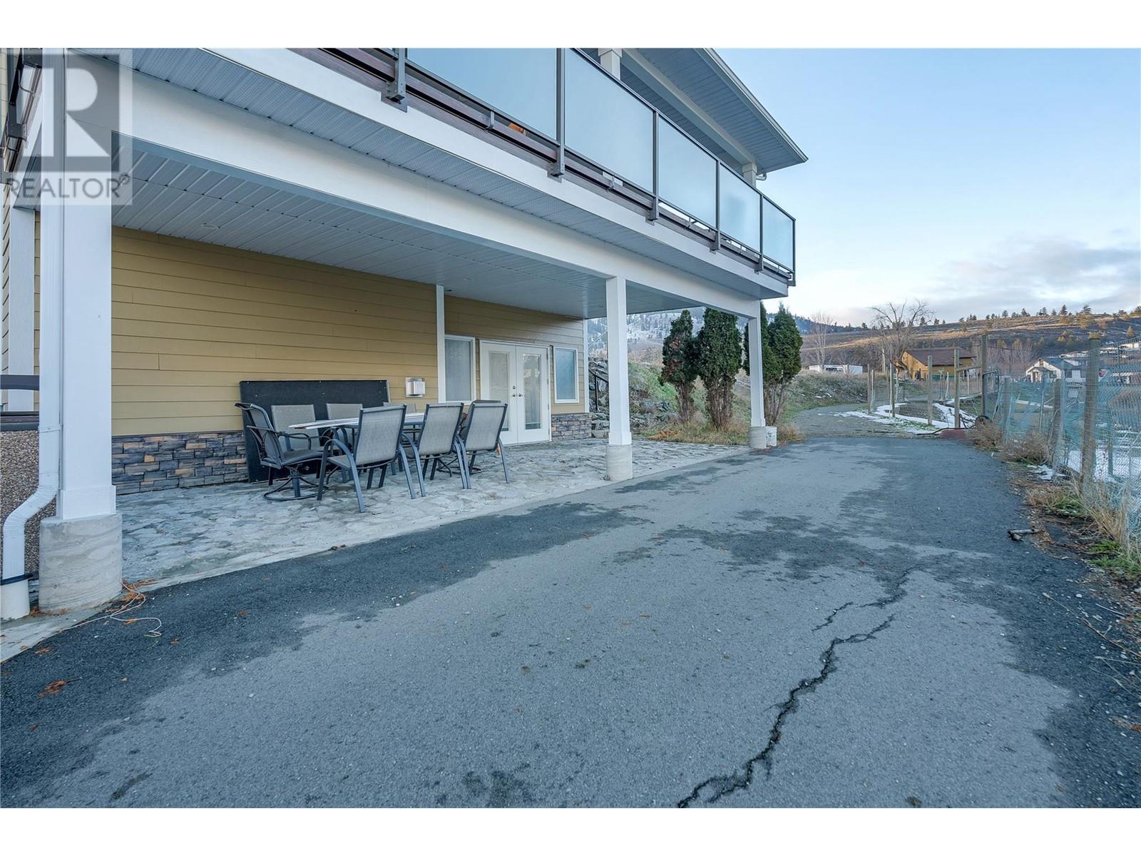  16600 Bentley Road, Summerland