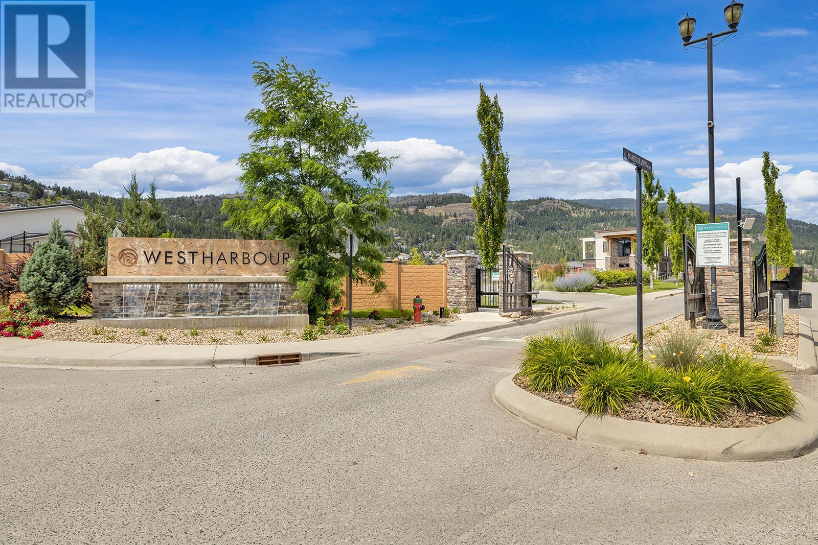  1605 Marina Way, West Kelowna