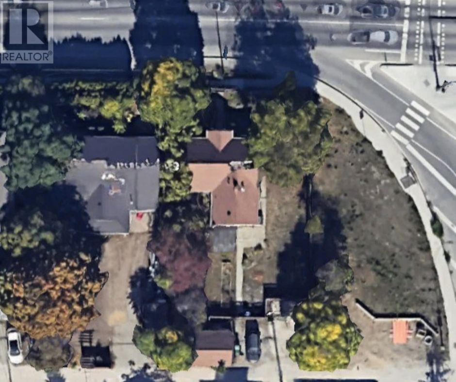 Clement Avenue, Kelowna