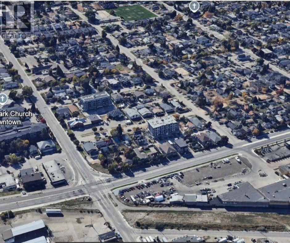  Clement Avenue, Kelowna