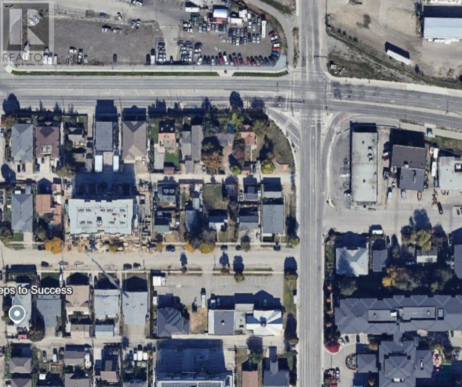  Clement Avenue, Kelowna