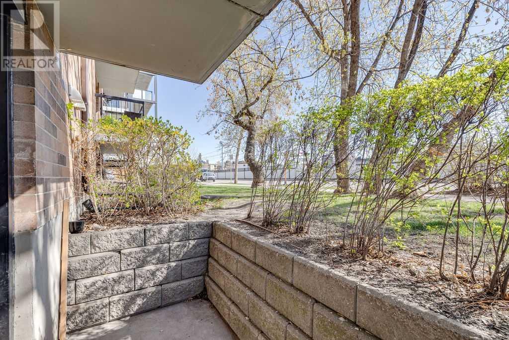 Single Family House for Sale in   A Street NW Sunnyside Calgary 