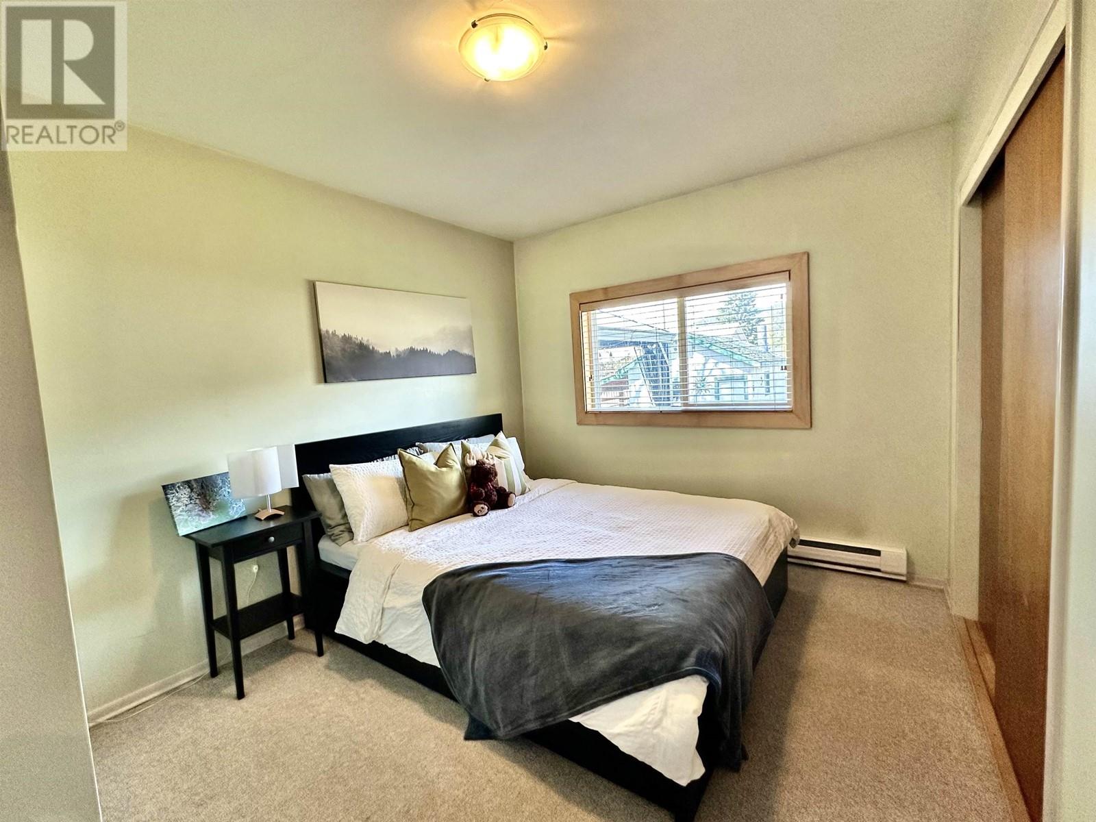 1260 3RD AVENUE, Valemount