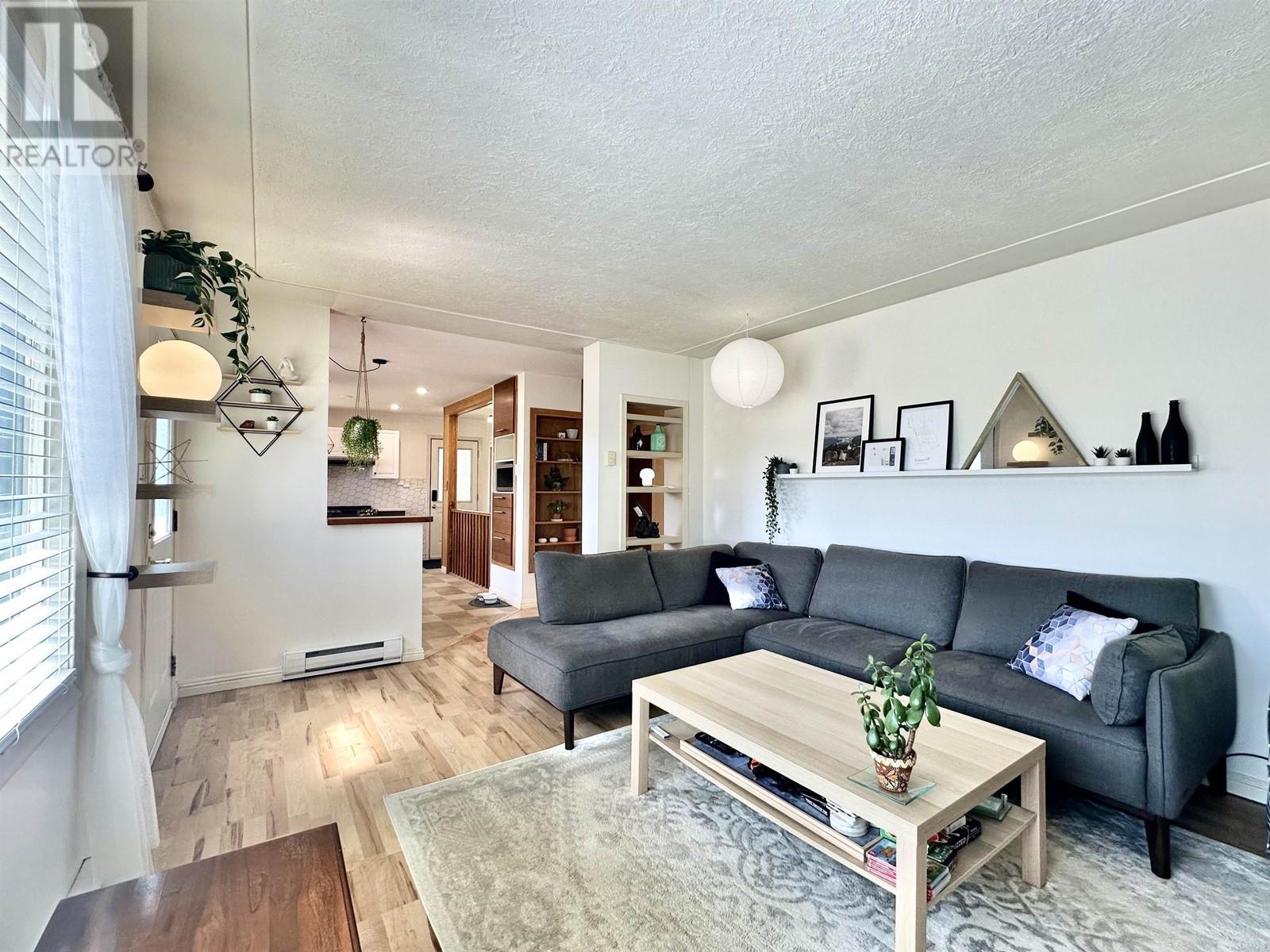 1260 3RD AVENUE, Valemount