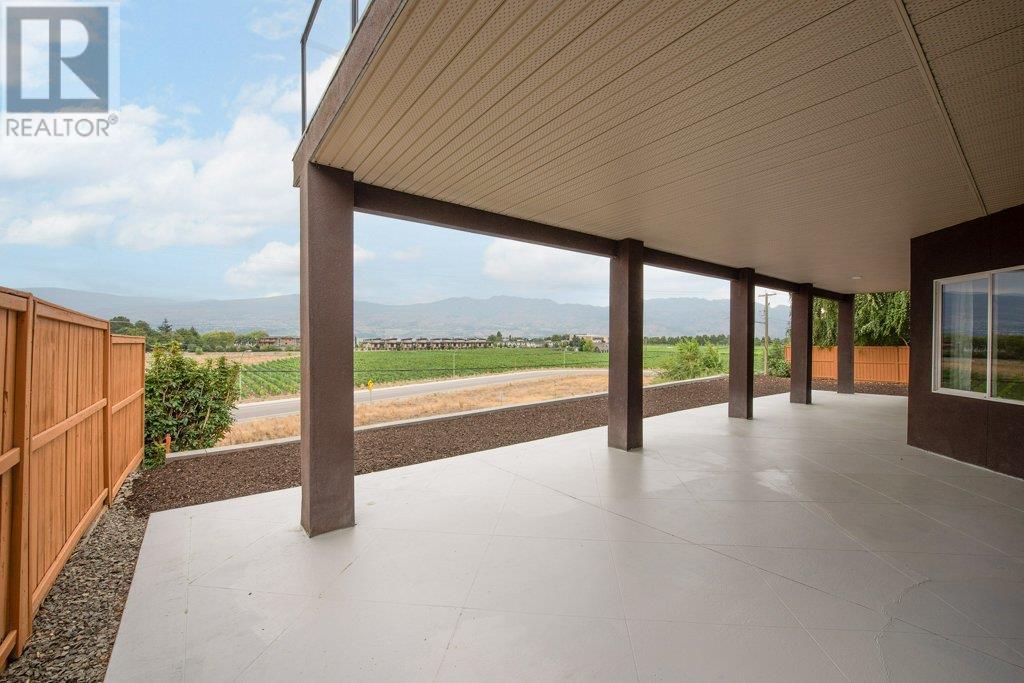 3613 Empire Place, West Kelowna