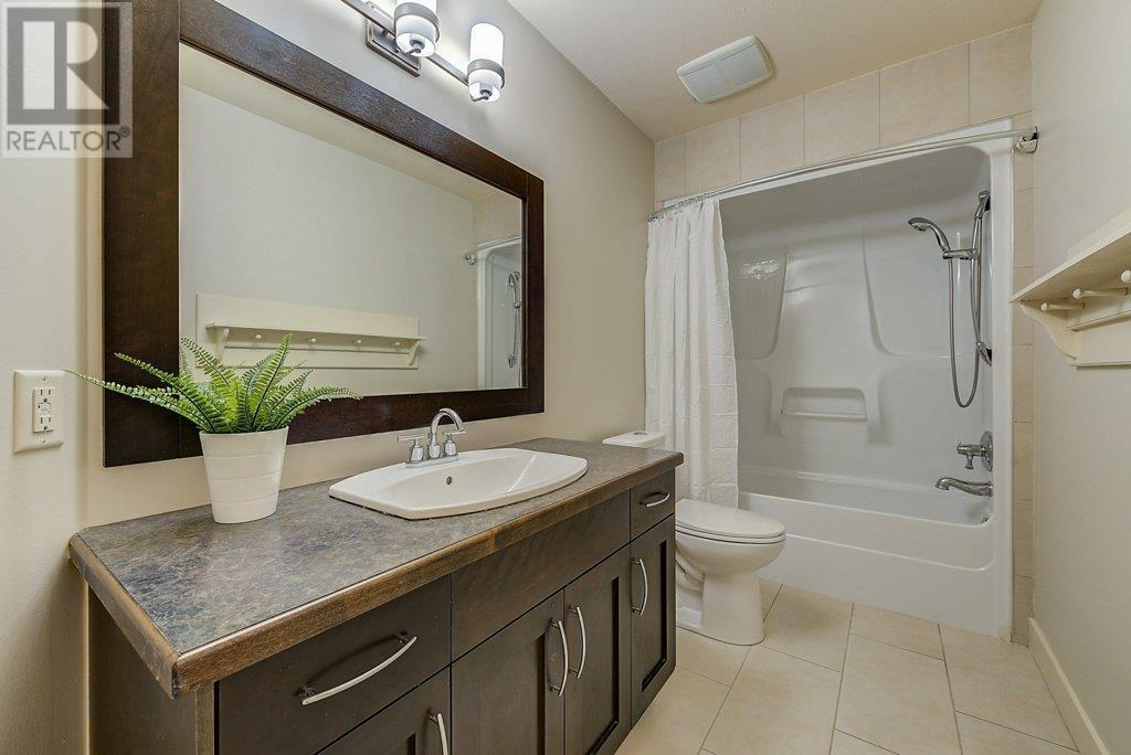 3613 Empire Place, West Kelowna