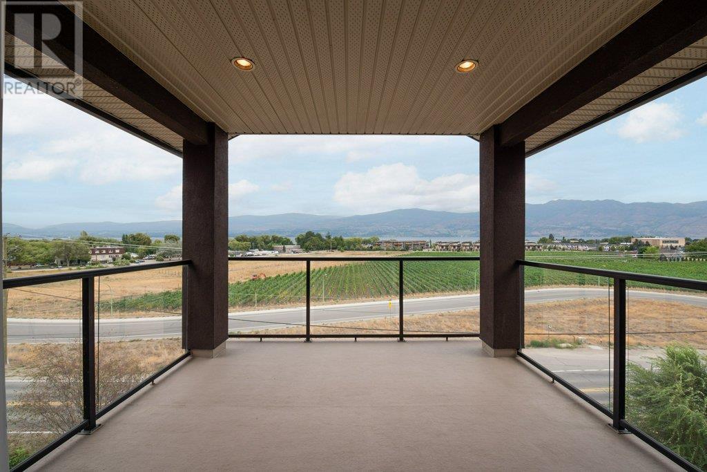 3613 Empire Place, West Kelowna