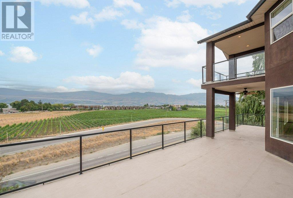 3613 Empire Place, West Kelowna