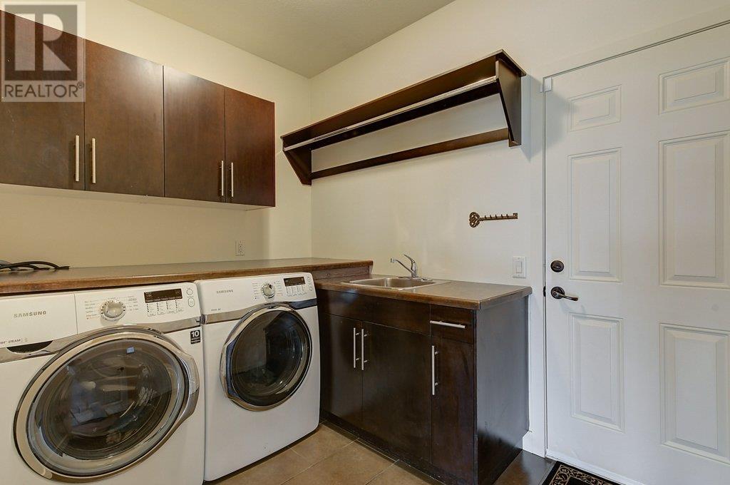 3613 Empire Place, West Kelowna