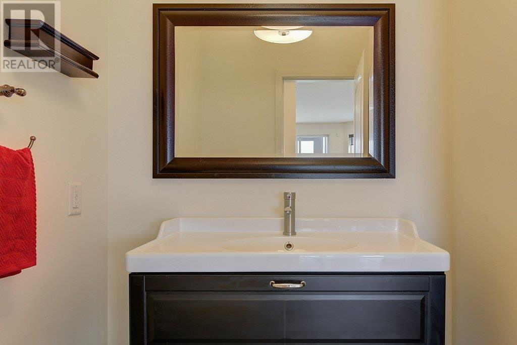 3613 Empire Place, West Kelowna