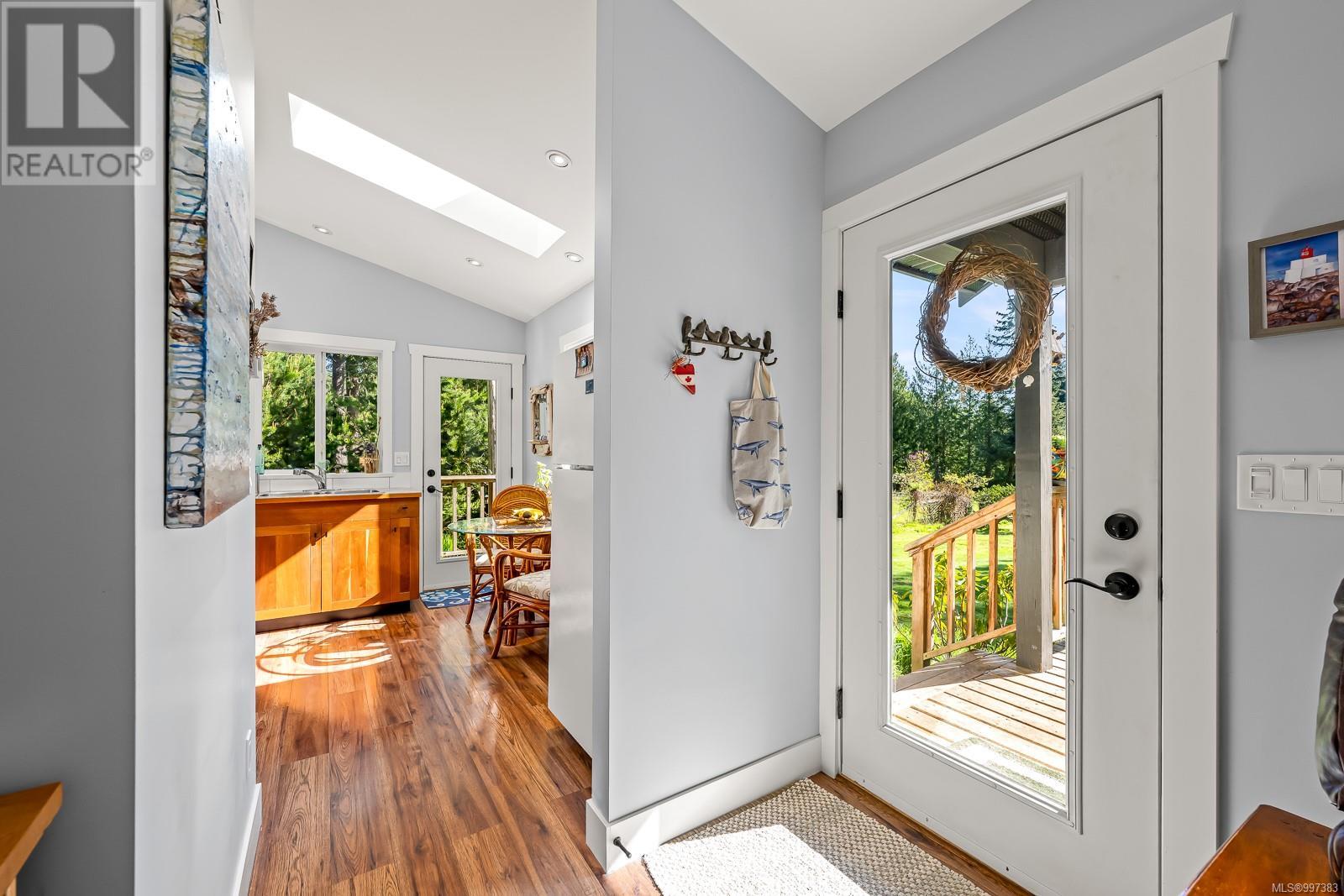 1495 Baikie Rd, Denman Island