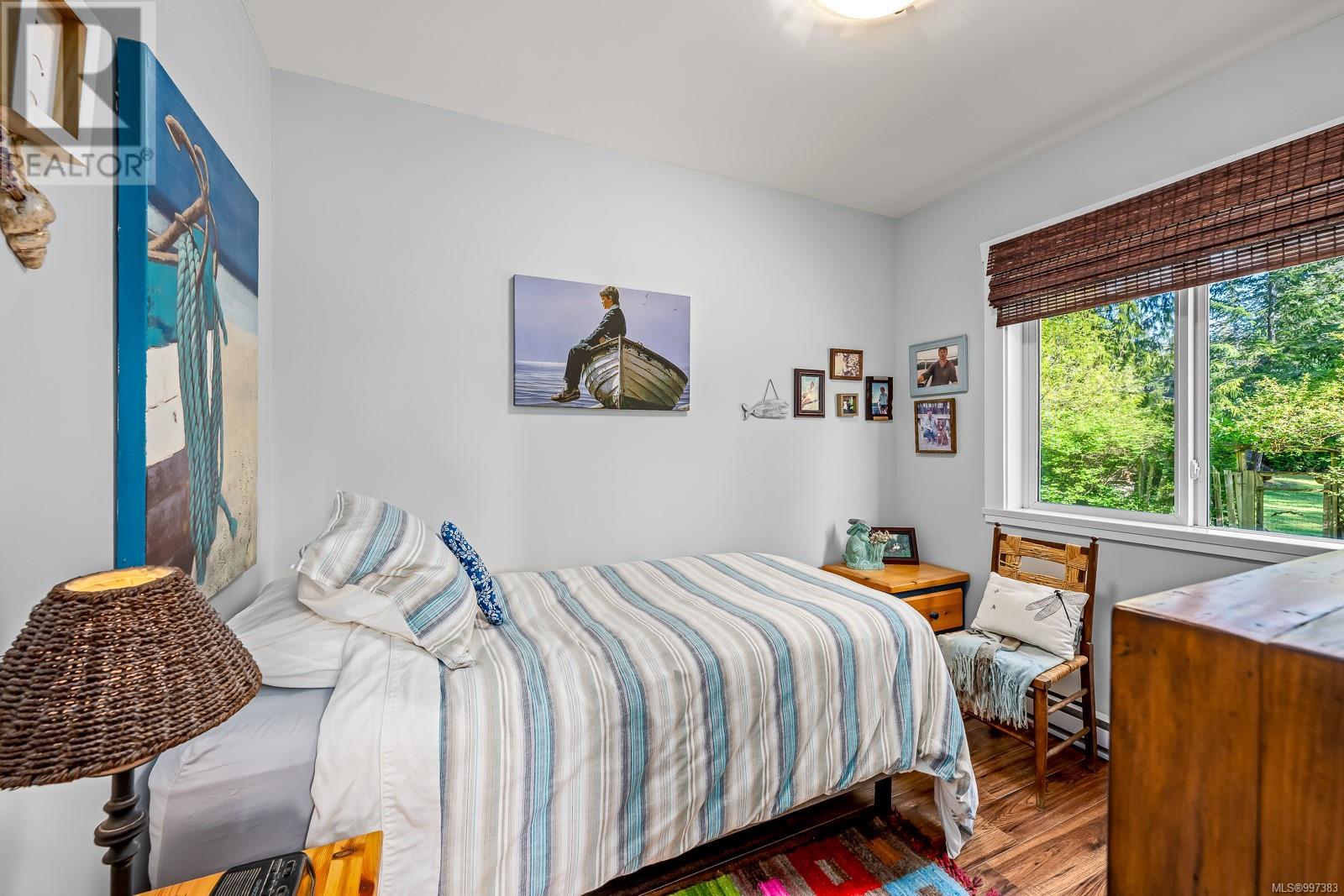 1495 Baikie Rd, Denman Island