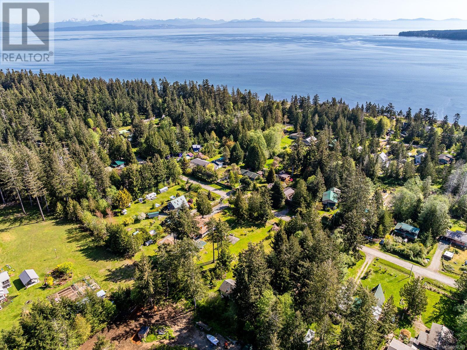 1495 Baikie Rd, Denman Island