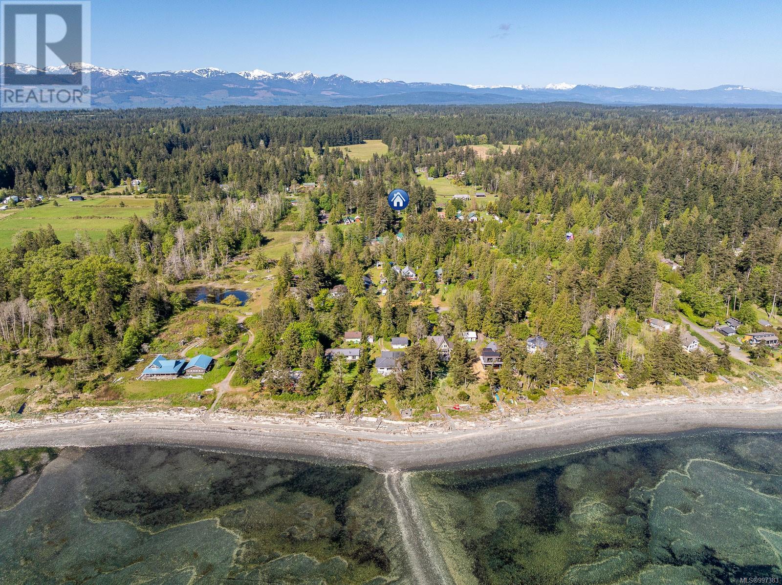 1495 Baikie Rd, Denman Island