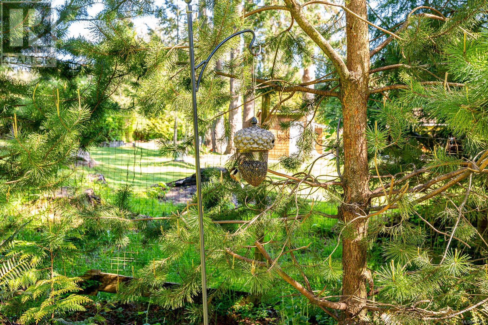 1495 Baikie Rd, Denman Island