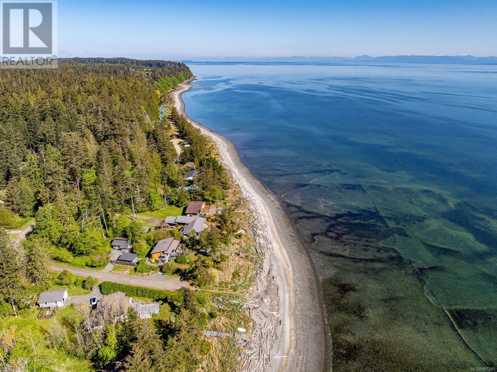 1495 Baikie Rd, Denman Island