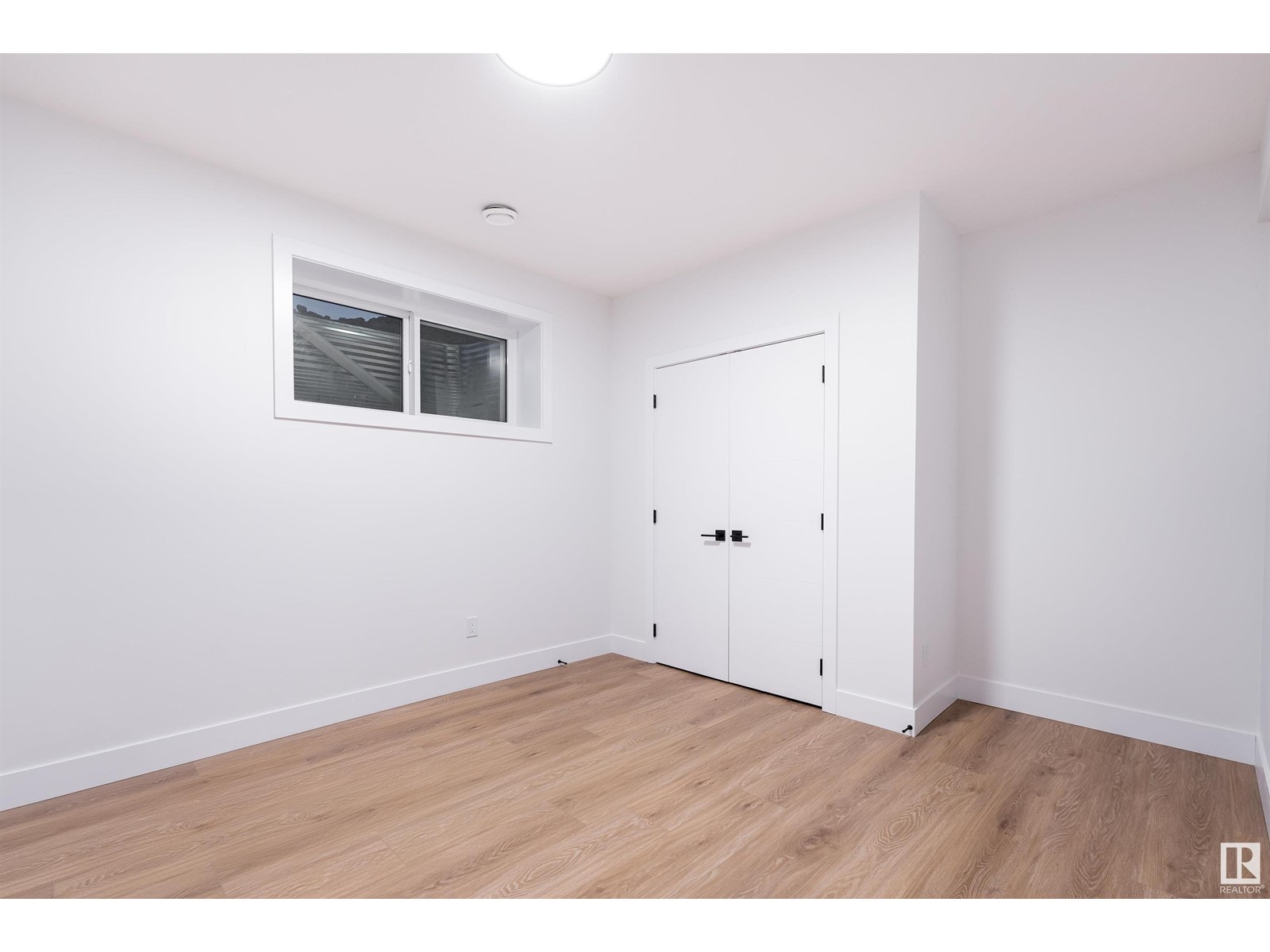 3211 3 ST NW, Edmonton