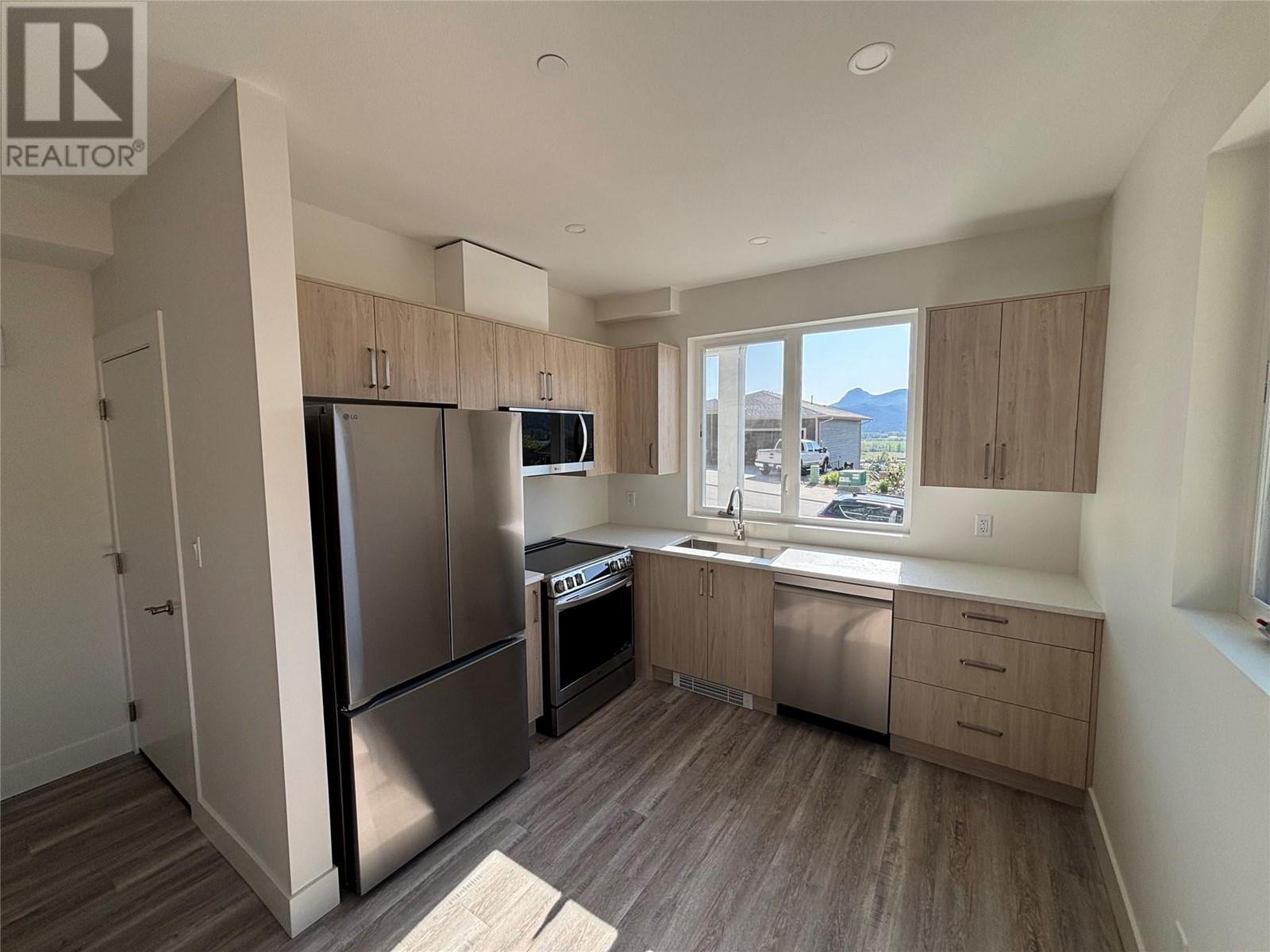 1768 Gallon Avenue, Lumby
