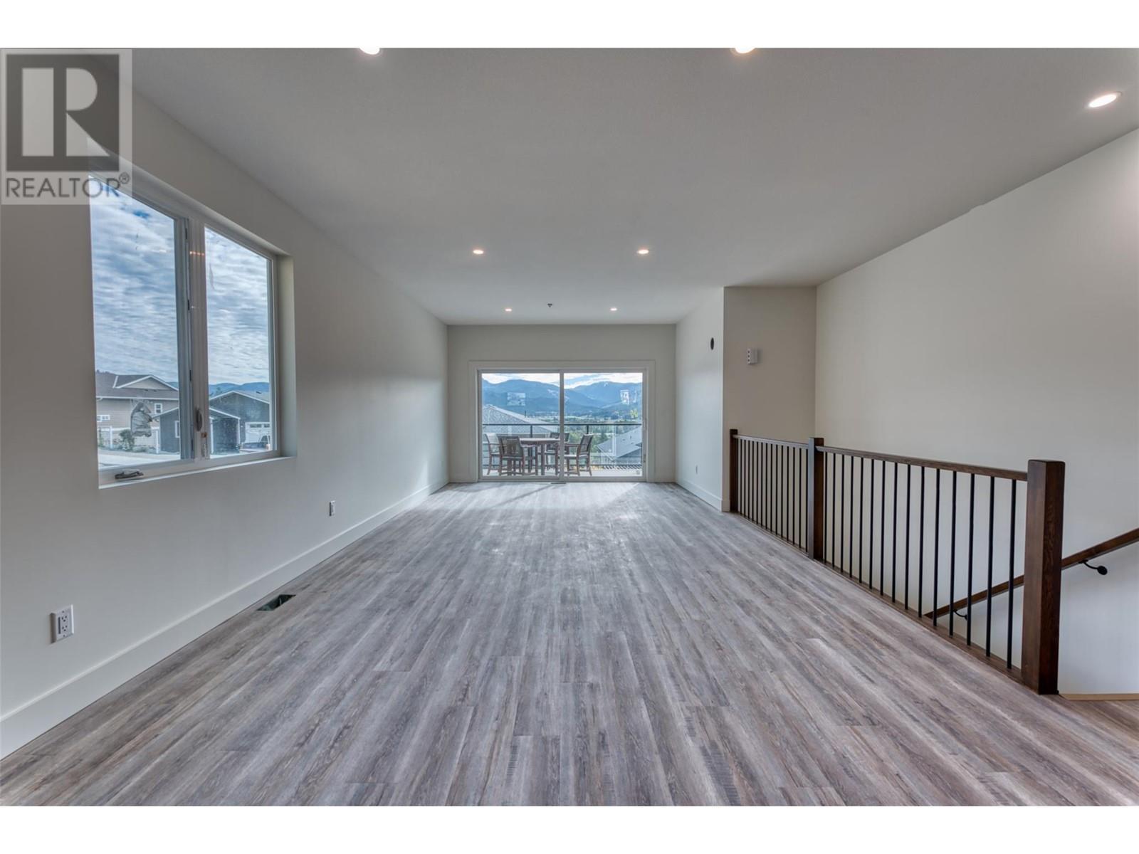 1768 Gallon Avenue, Lumby