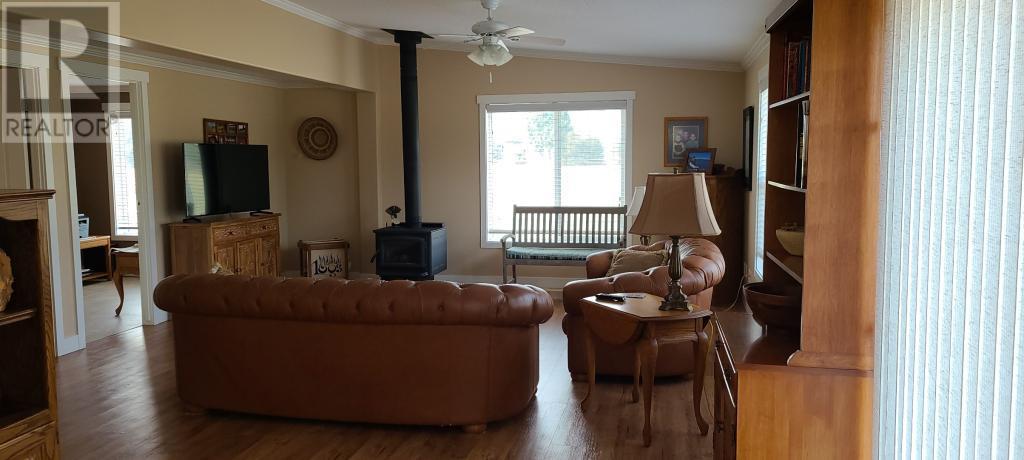 Photo 36 of 72 Tomkinson Road, Grindrod BC