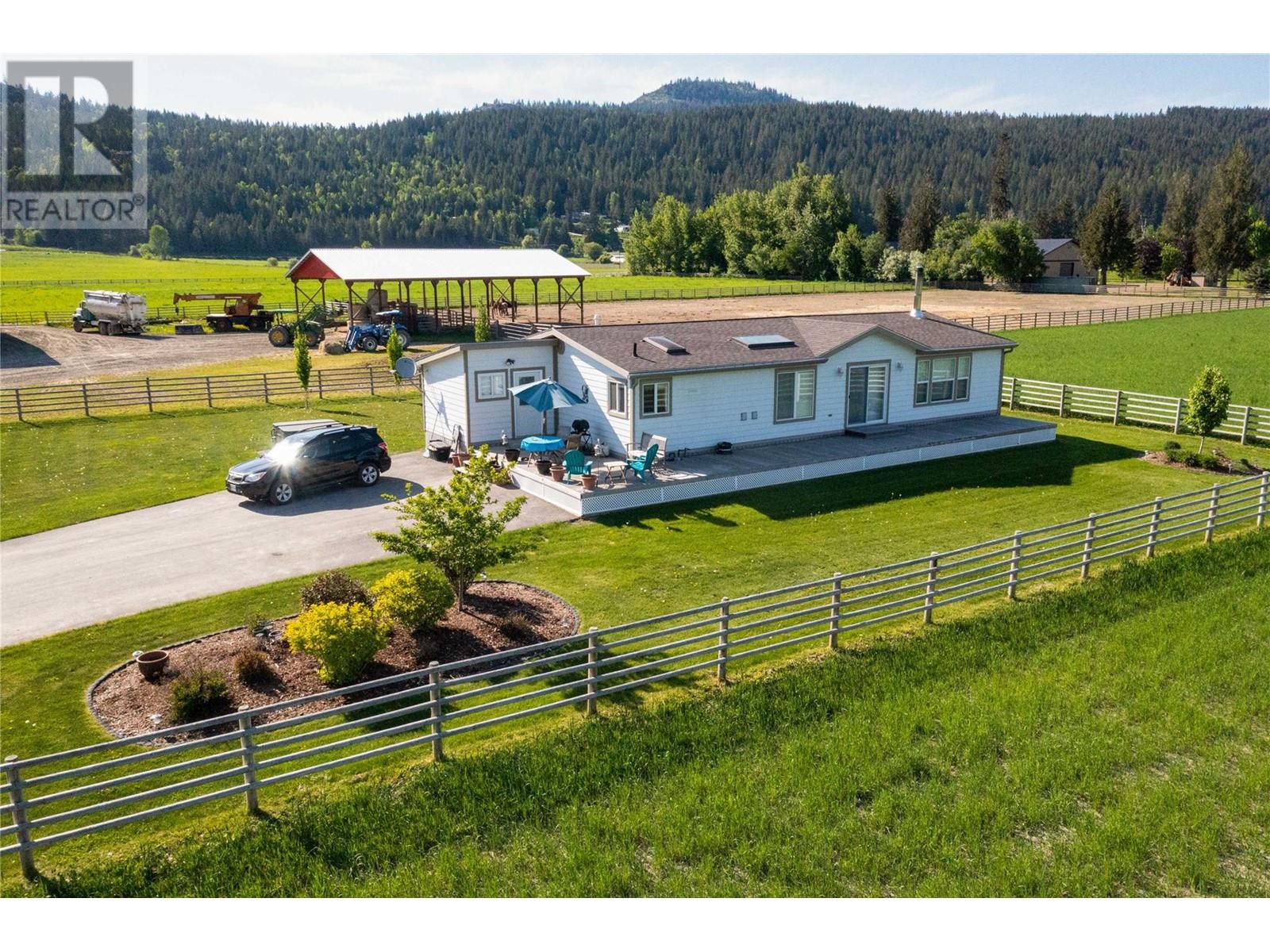 Photo 22 of 72 Tomkinson Road, Grindrod BC