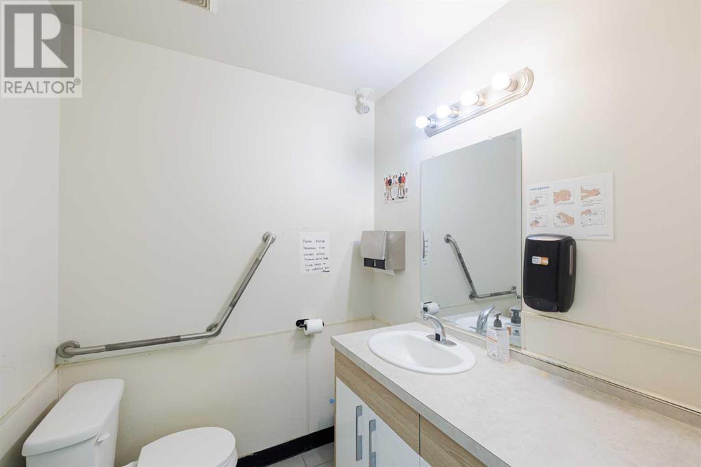Retail for Sale in  Richmond Road SW Glamorgan Calgary 