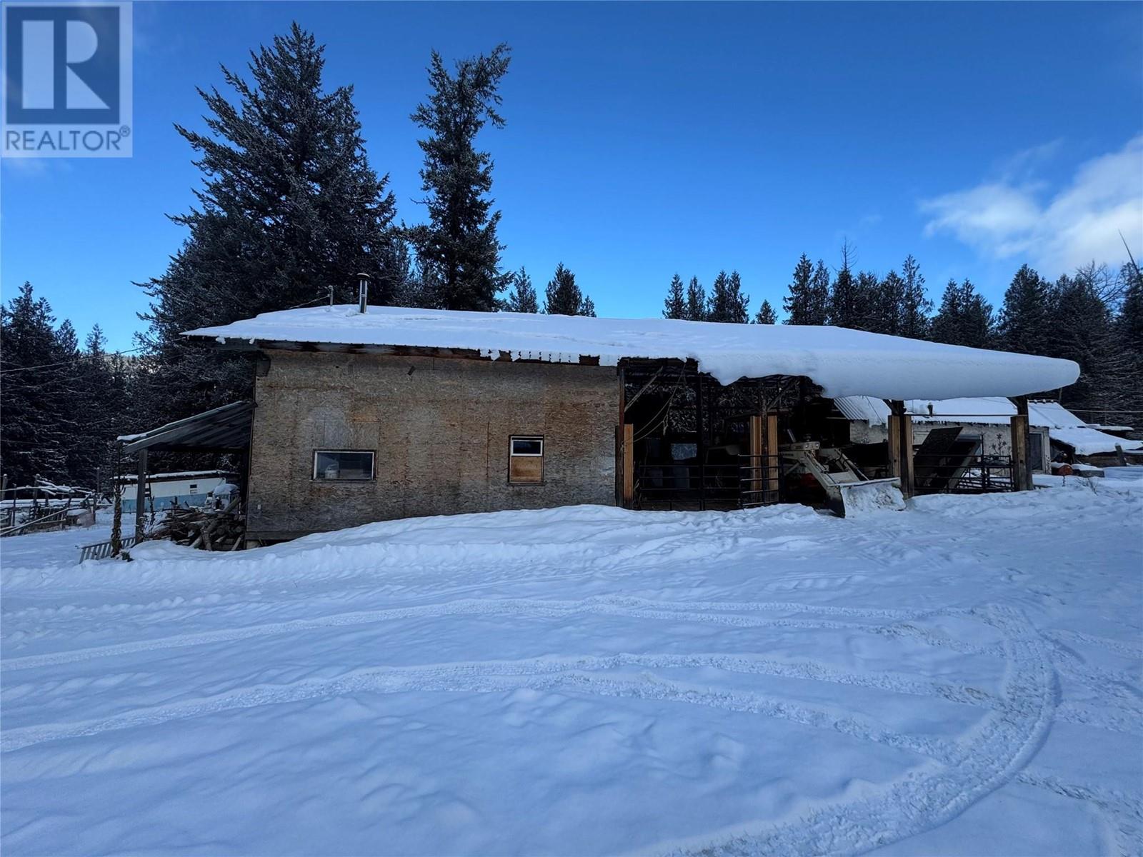 1538 Creighton Valley Road, Lumby