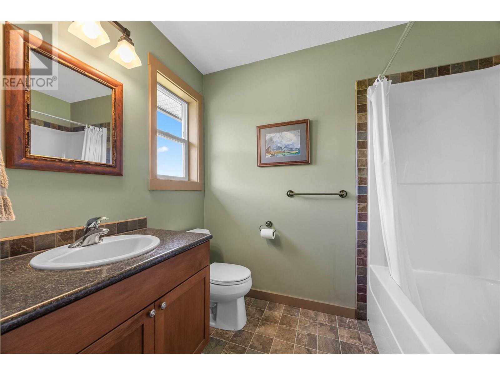 1170 Montgomery Place, Chase