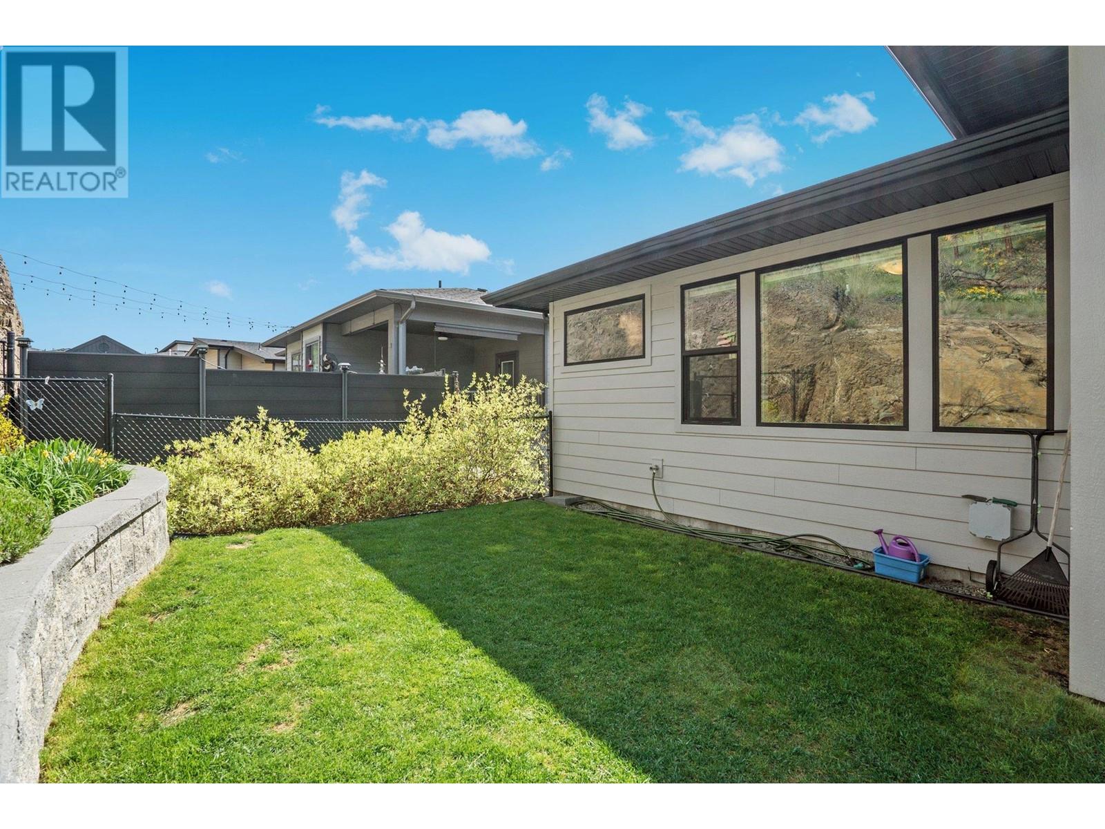  2594 Crown Crest Drive, West Kelowna