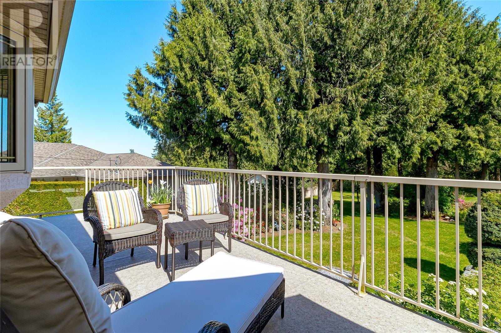 11059 Finch Pl, Ladysmith