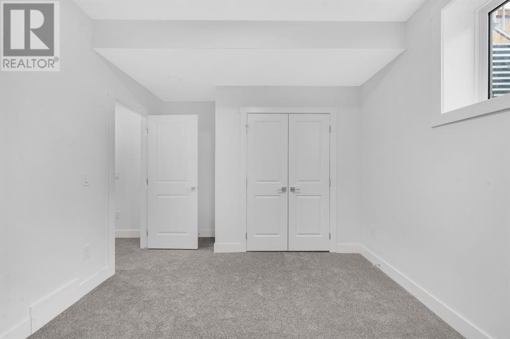 Single Family House for Sale in    Avenue NE Renfrew Calgary 
