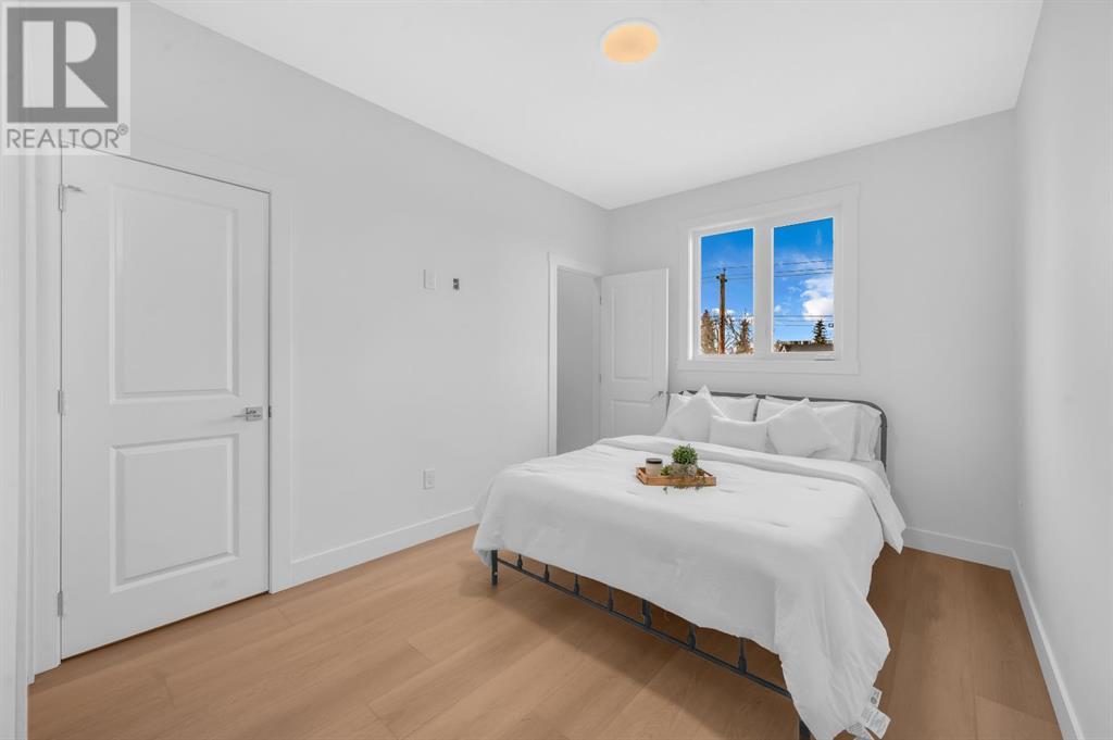 Single Family House for Sale in    Avenue NE Renfrew Calgary 