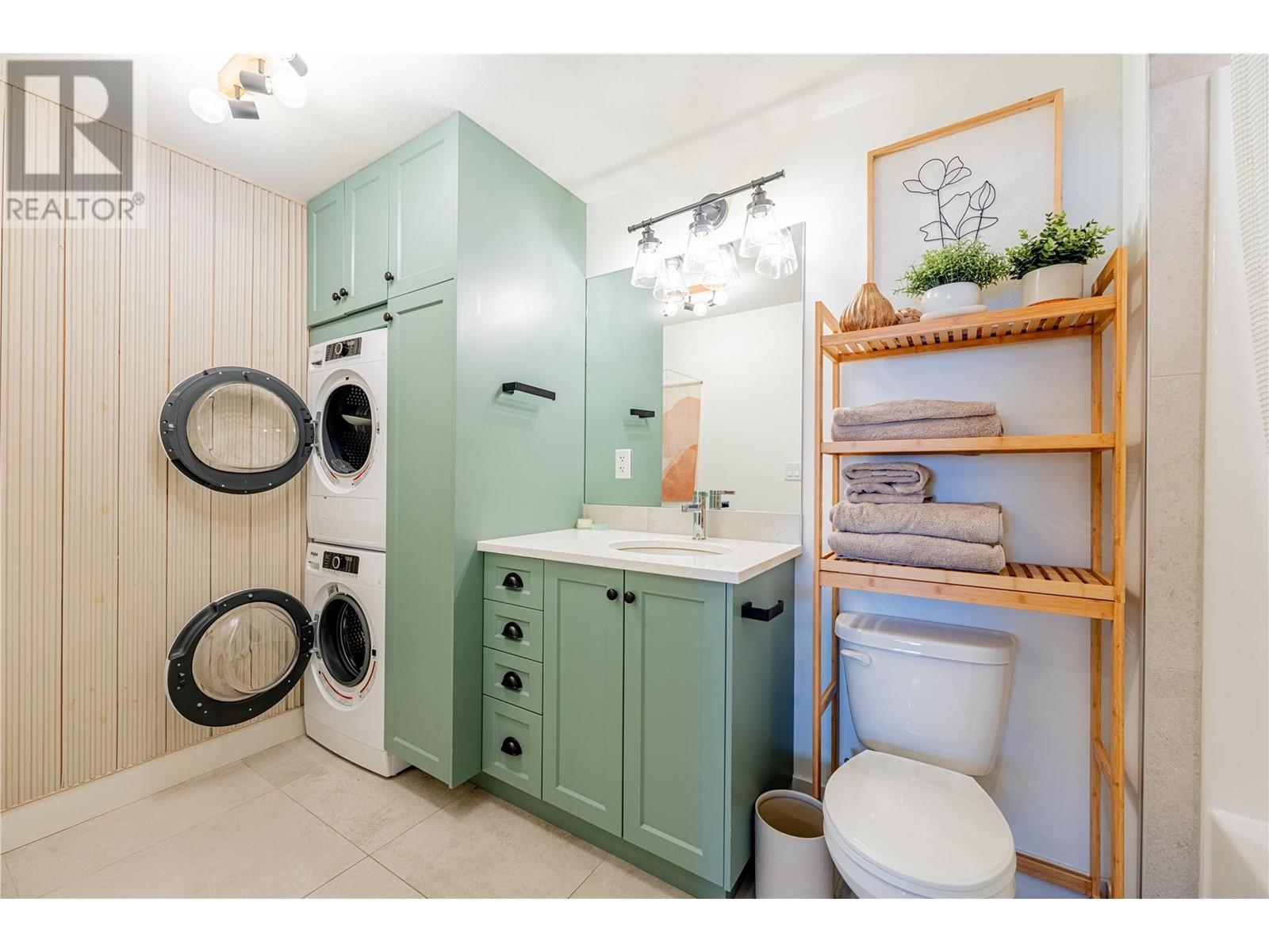 110 3475 Granite Close, Kelowna