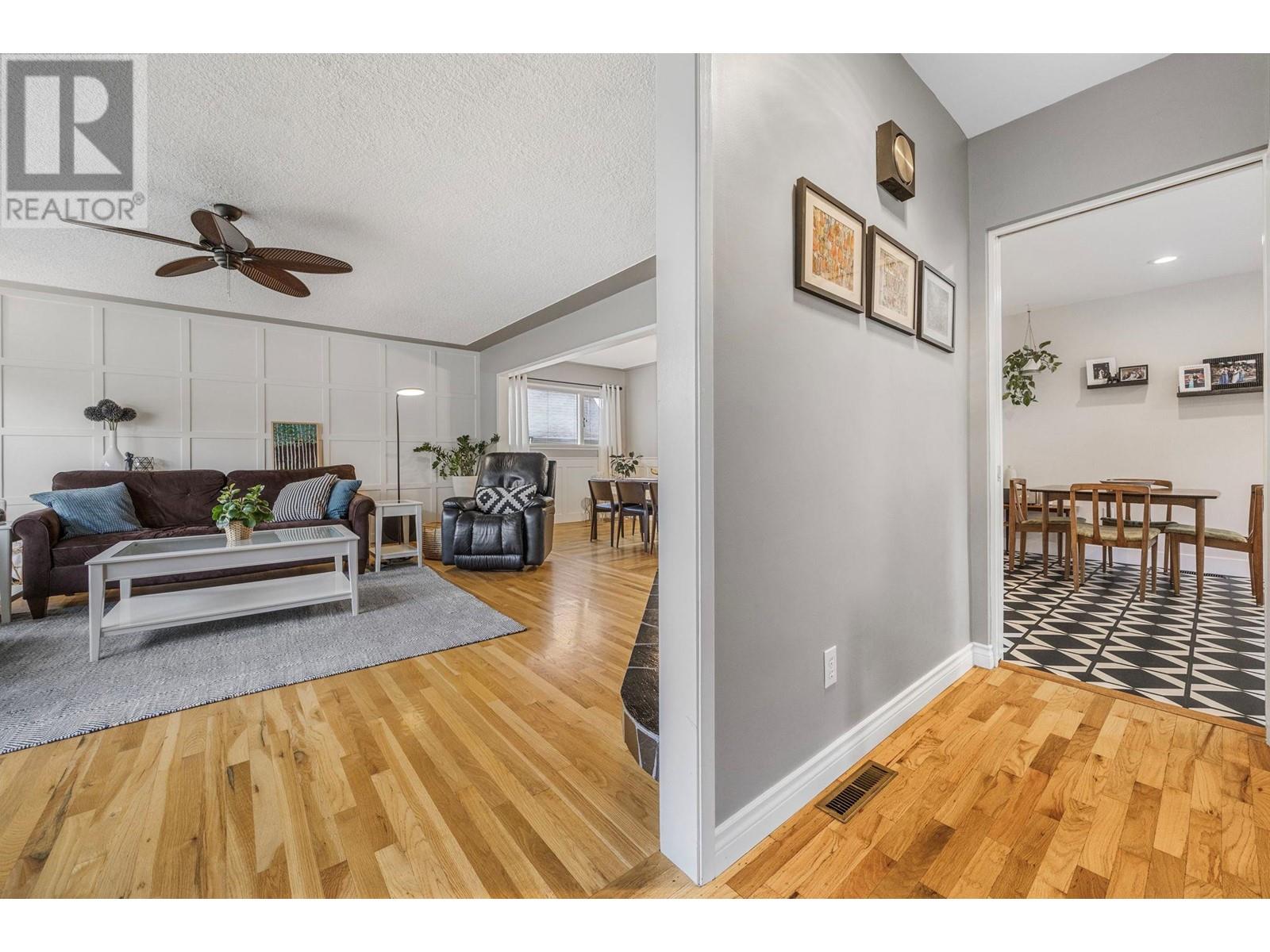  823 Dehart Avenue, Kelowna
