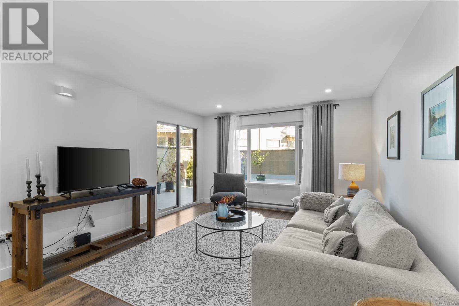 102 103 Gorge Road East, Victoria