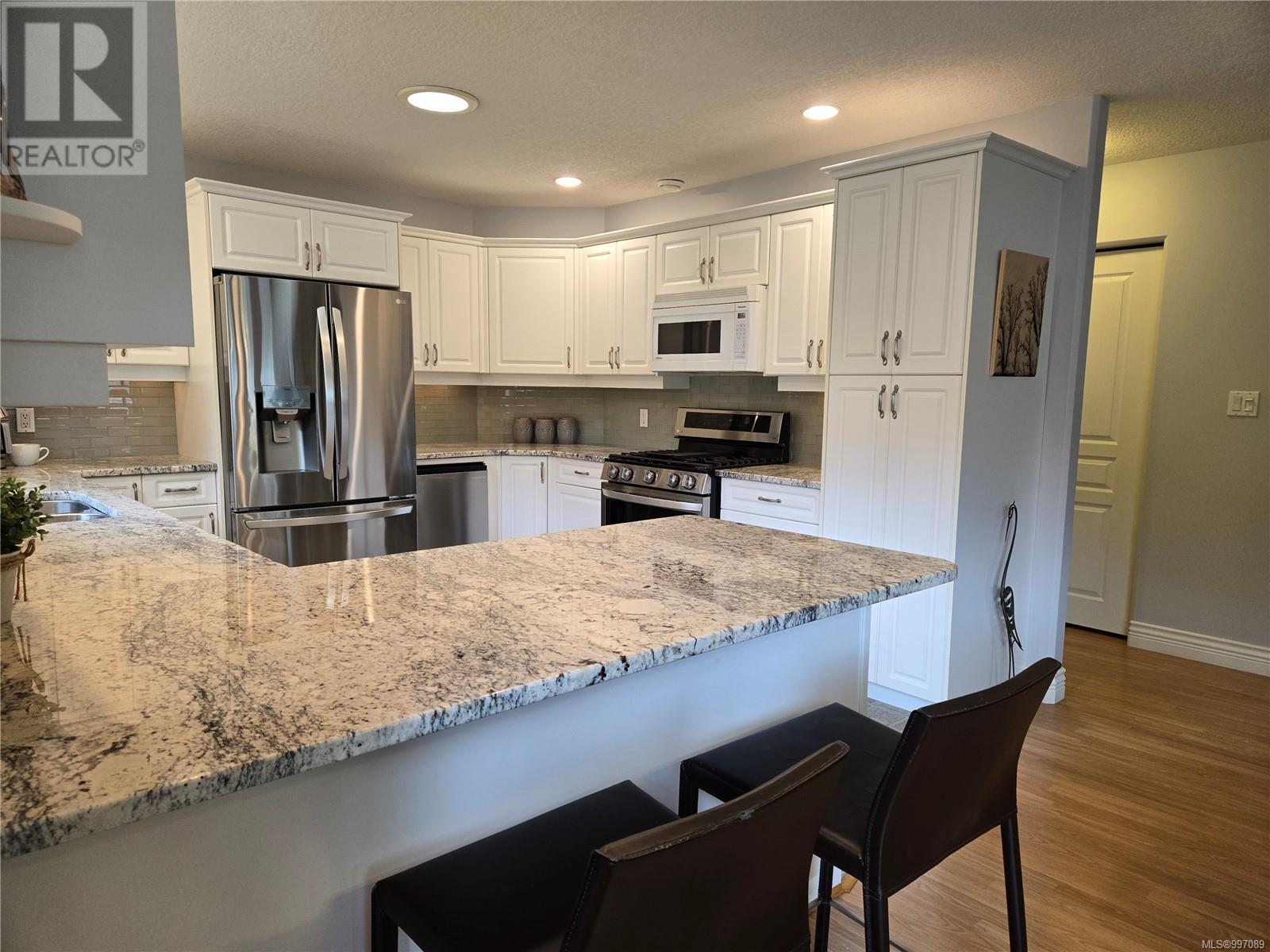 30 2006 Sierra Drive, Campbell River