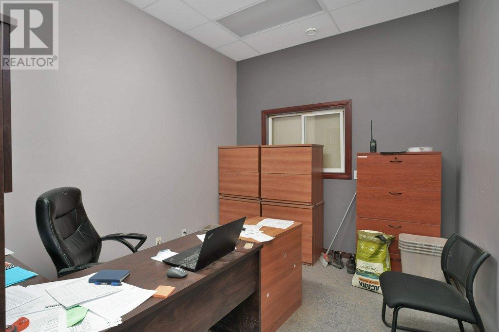 Photo 15 of 1101 Main Avenue, Sundre AB